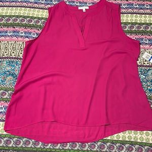 Ladies sleeveless shirt